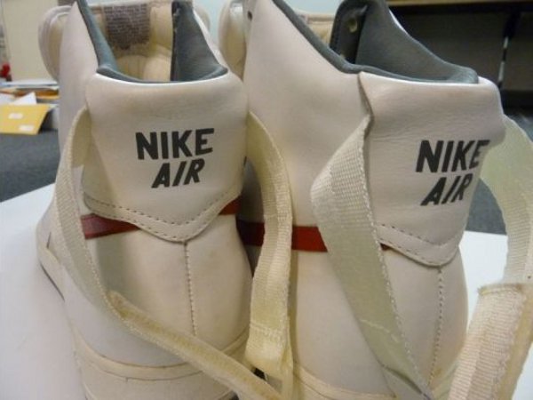 Nike Air Force 1 OG 1982