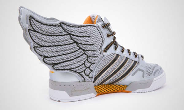 Adidas avec 2024 des ailes