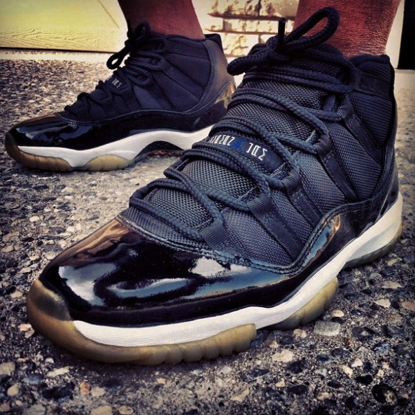 Air Jordan 11 Space Jam 