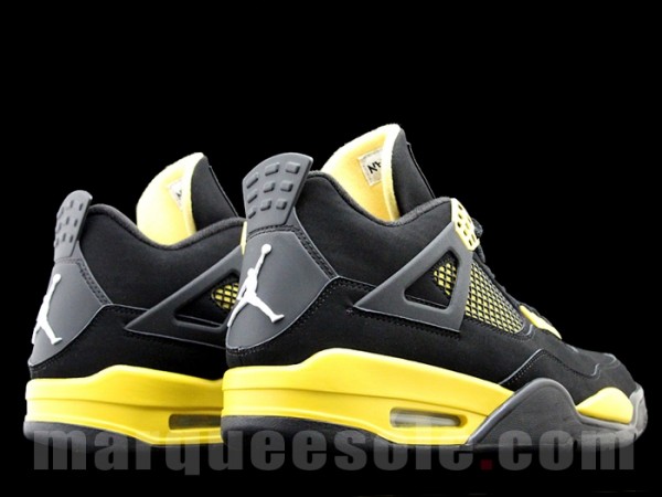 Air Jordan 4 Retro Thunder 2012