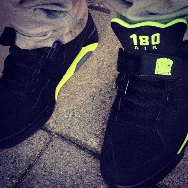 Nike Air Force 180 Black/Volt