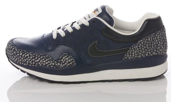 Nike Air Safari Grey & Navy Scale