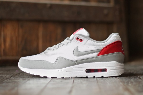 Nike Air Max 1 Social Status 