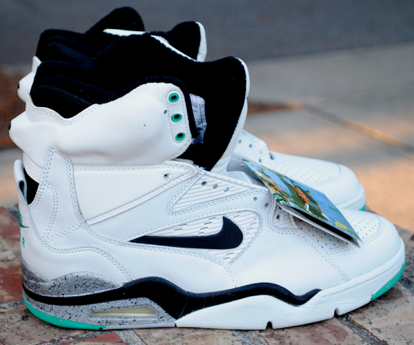 nike air command force david robinson