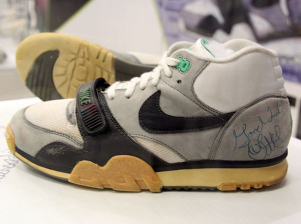 nike air trainer 1 1987