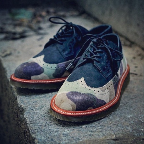 Dr Martens Ronnie Fieg - les chaussures Brogues camouflage