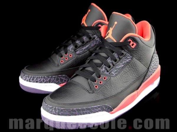 Air Jordan 3 Black/Bright Crimson-Purple