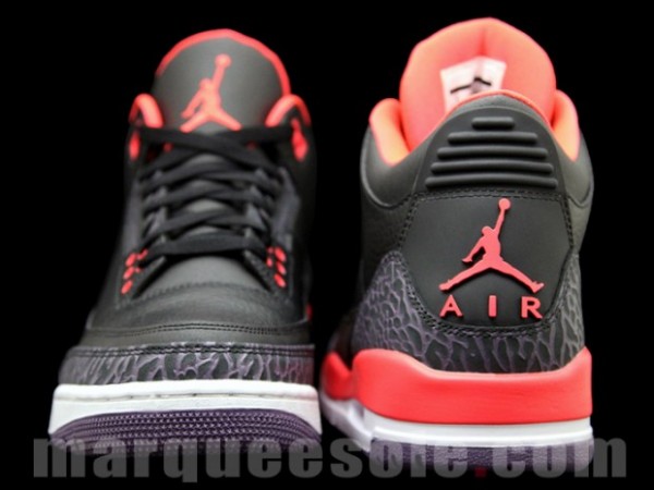 Air Jordan 3 Black/Bright Crimson-Purple