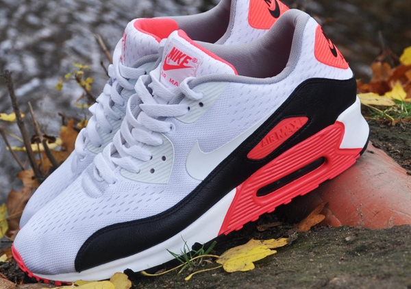 Nike Air Max 90 EM Infrared