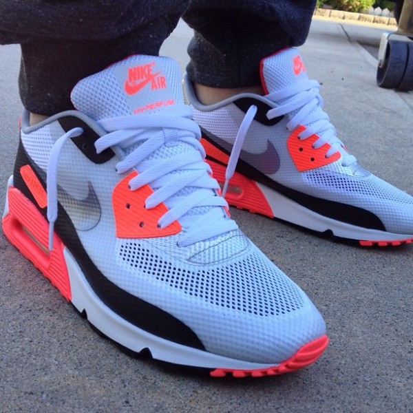 Nike Air Max 90 Infrared Hyperfuse 