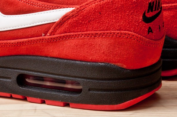 Nike Air Max 1 Blood Sports