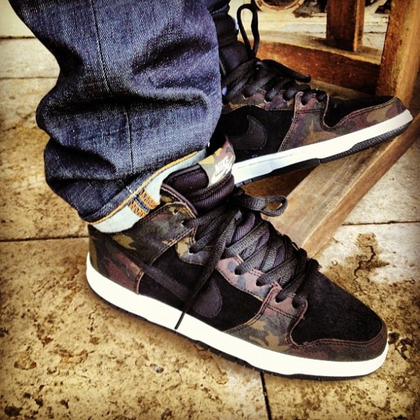 NIke Dunk High SB Iguana Camo