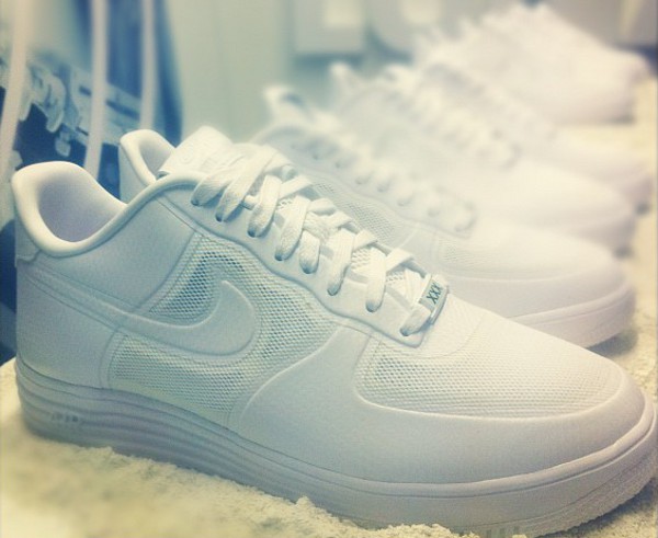 Nike Lunar Air Force 1 : La sneaker que tout le monde s'arrache cet hiver !