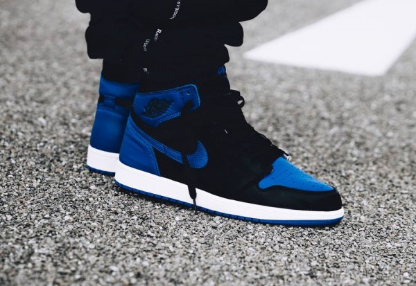 nike air jordan retro 1 royal blue