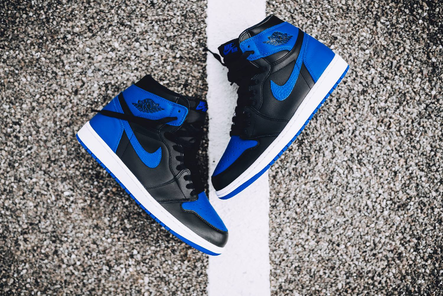 Basket-aj1-og-bleu-noire-3