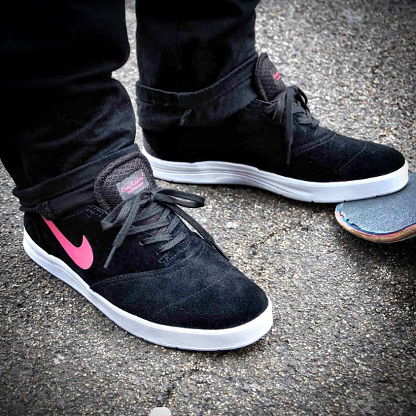 Nike Eric Koston 2 noir et rose