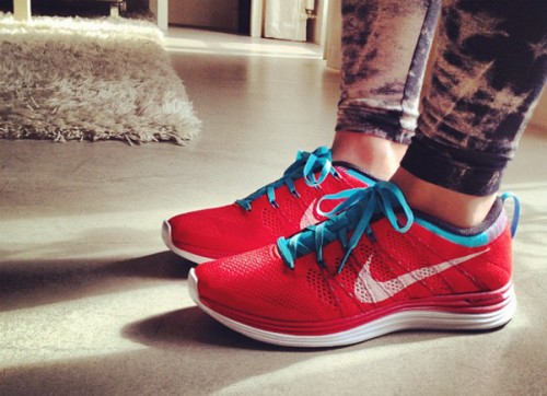 nike flyknit femme rouge