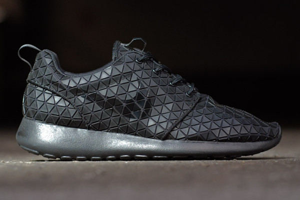 Nike roshe cheap run metric qs