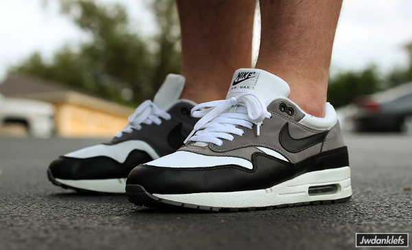 air max 1 graphite