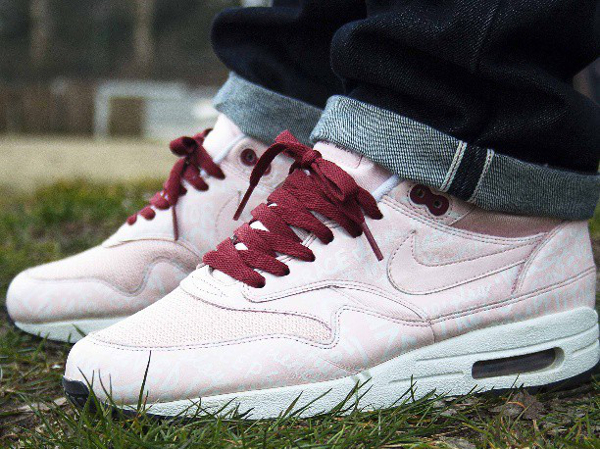 air max 1 powerwall pink