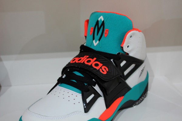  adidas Originals Mutombo TR Block