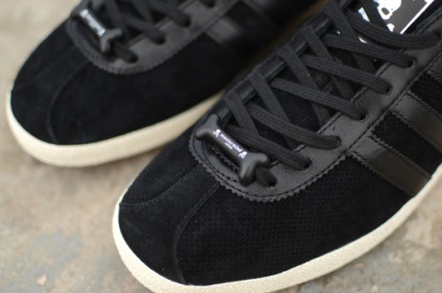 adidas gazelle mastermind