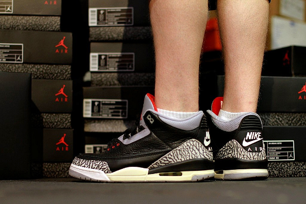 jordan 3 black cement 2001