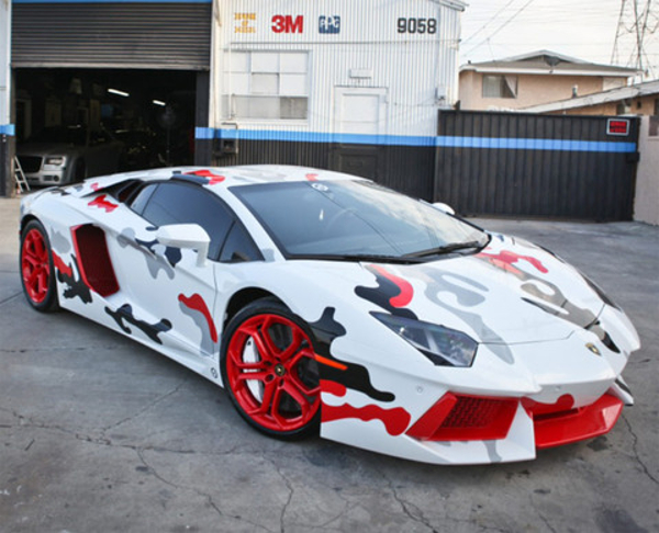 La Lamborghini Nike Air Foamposite Fighter Jet de Chris Brown