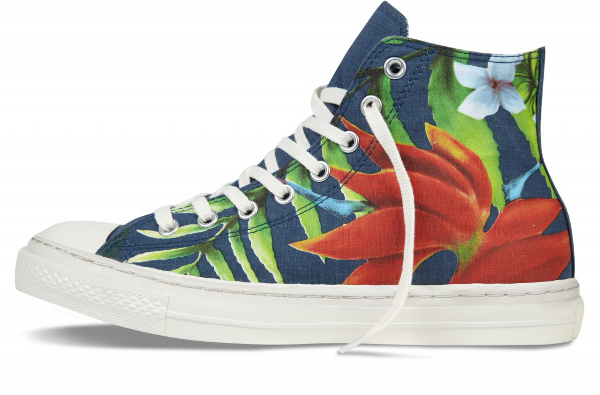 converse imprimé fleurs