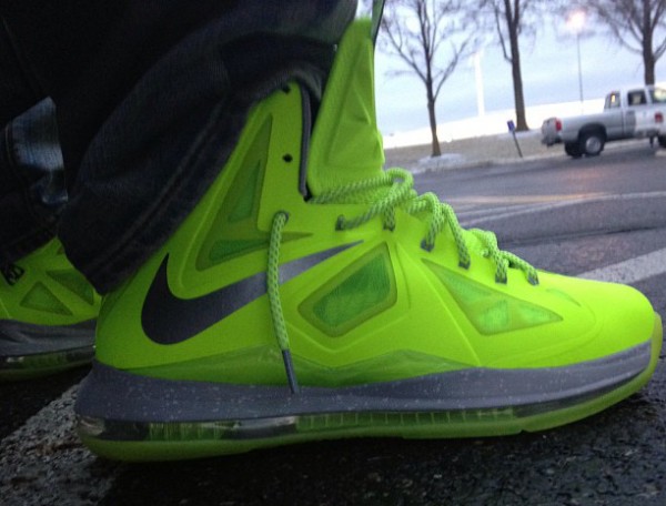 Nike Lebron 10 Volt "Dunkman"- Jae Wood