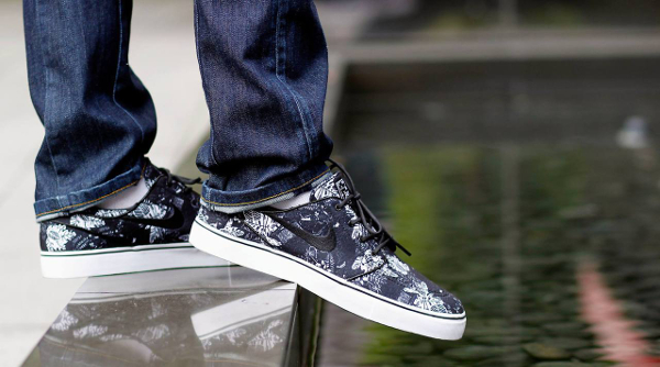 nike sb janoski black floral