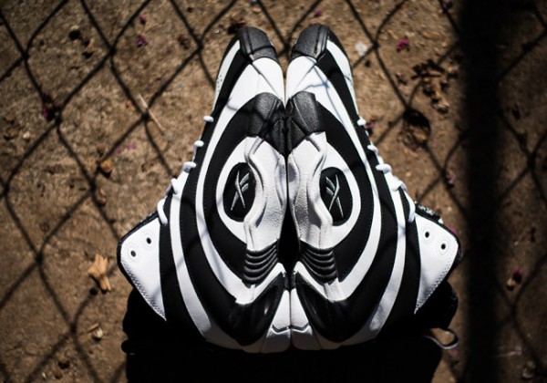 Eeebok Shaqnosis Retro 2013