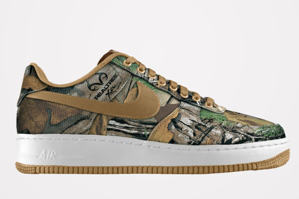 Nike Air Force 1 Realtree Camouflage