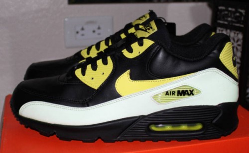 air max 90 glow in the dark