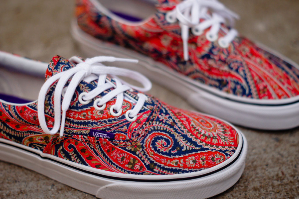 vans motif fleur