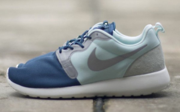 Nike Roshe Run Hyperfuse Quckstrike "Vent"