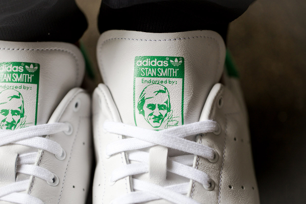 chaussures ressemblant stan smith