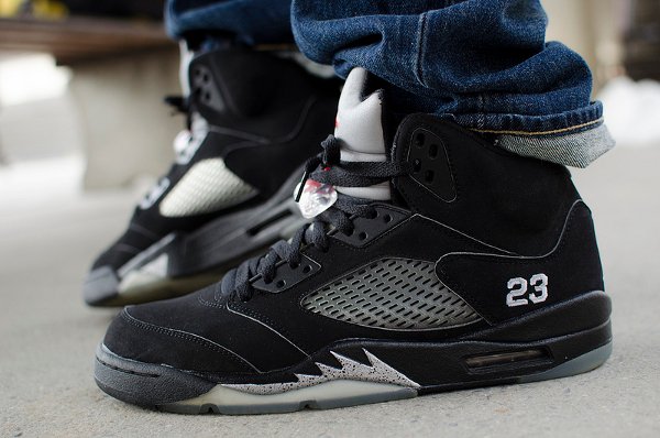 Comment porter la Nike Air Jordan 5 Retro ?