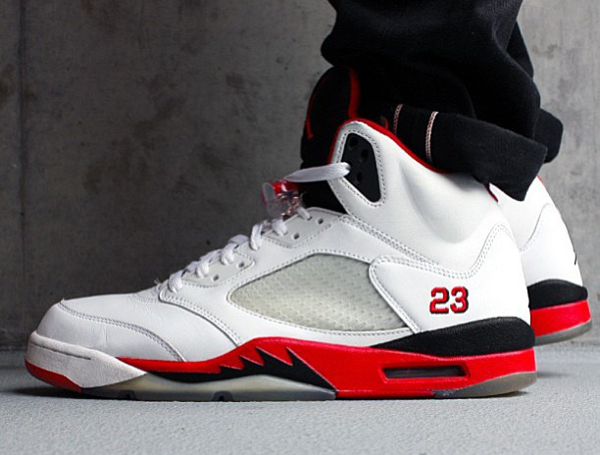 jordan 5 retro fire red black tongue