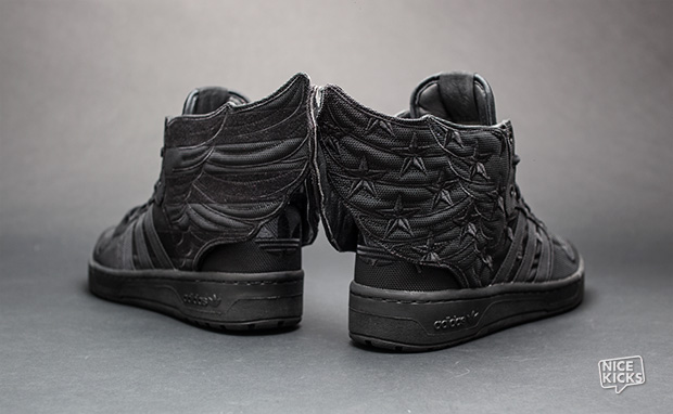 adidas jeremy scott wings 2.0 black flag