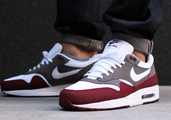 Nike Air Max 1 Essential Team Red/White - Petra Brown