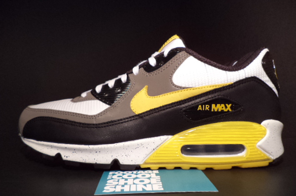 Nike Air Max 90 Livestrong