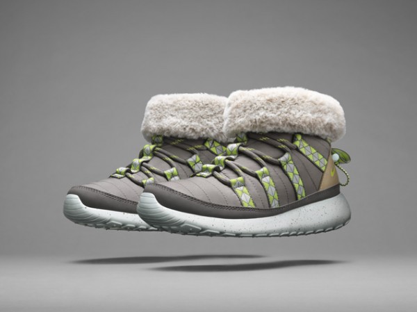 Nike-Roshe-Run-Hi-SneakerBoot-fur