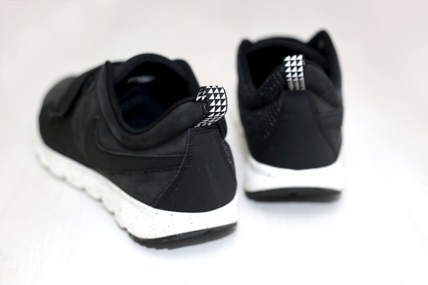 Nike SB Trainerender ACG Black & White 2014 (5)