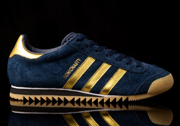 Adidas rom 2025 bleu
