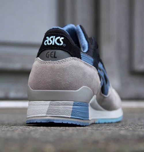 asics captain blue