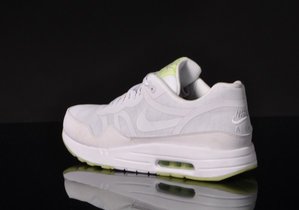 nike-air-max-1-cmft-tape-glow-in-the-dark-4