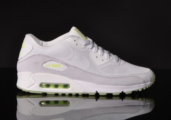 nike-air-max-90-cmft-tape-glow-in-the-dark