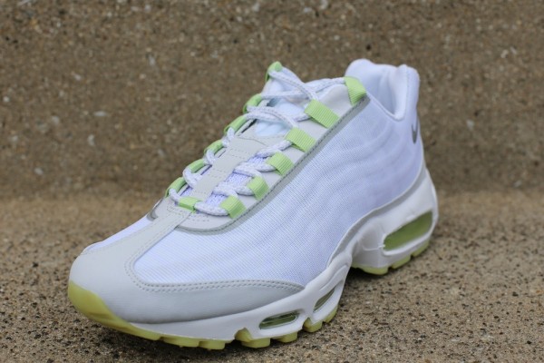 nike-air-max-95-tape-glow-in-the-dark-1