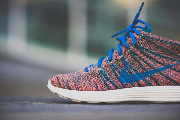 nike-lunar-flyknit-chukka-photo-blue-2